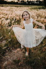 Load image into Gallery viewer, Aubrey